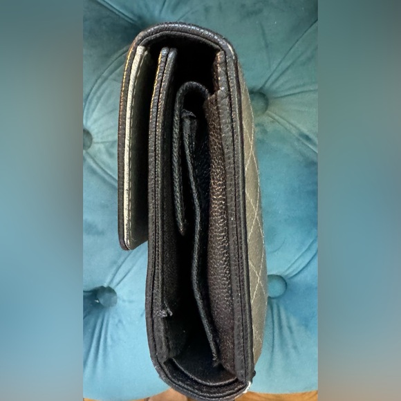 CHANEL Bicolore Leather Long Trifold Wallet Purse - Picture 5 of 10